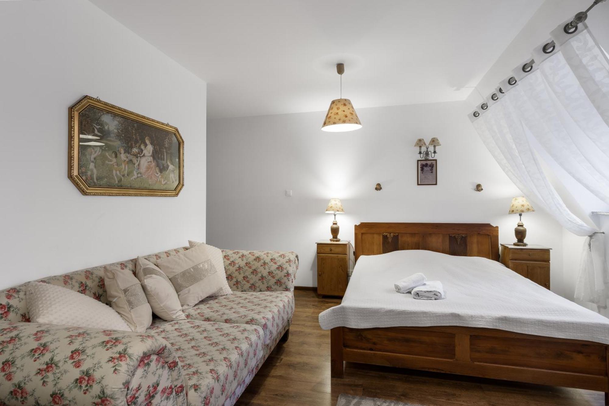 Inn Gosciniec Pod Brzozami